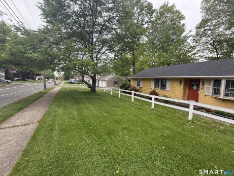 55 Metacomet Road Plainville CT 06062