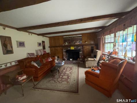 55 Metacomet Road Plainville CT 06062