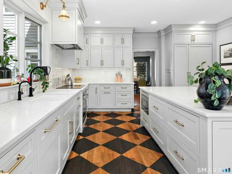 760 Smith Ridge Road New Canaan CT 06840