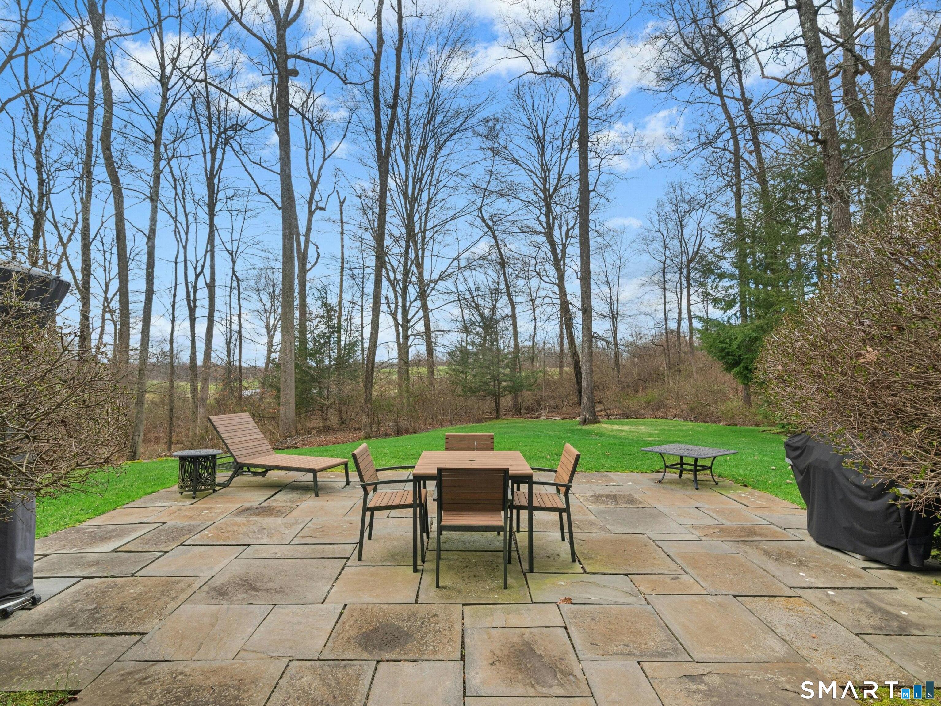 760 Smith Ridge Road New Canaan CT 06840
