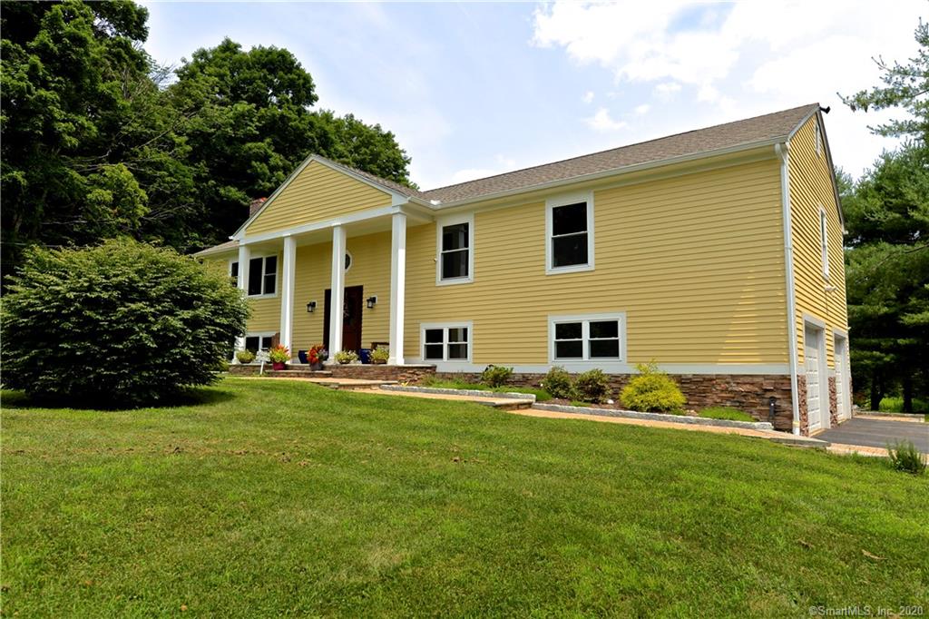 898 Sport Hill Road Easton CT 06612