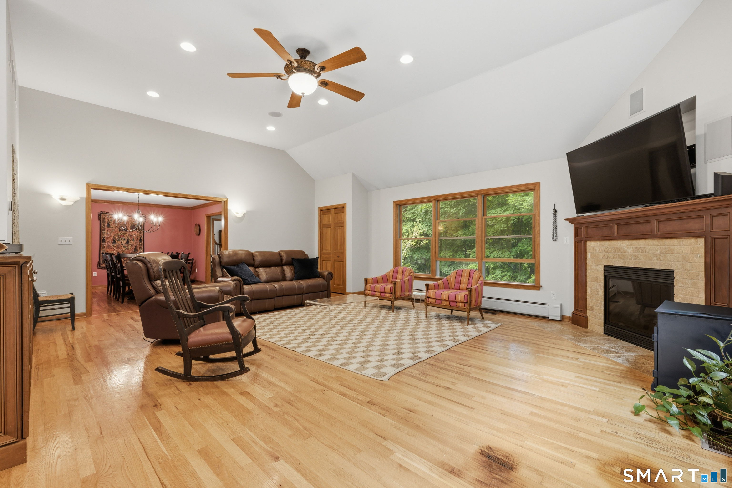 85 Scenic Court Cheshire CT 06410
