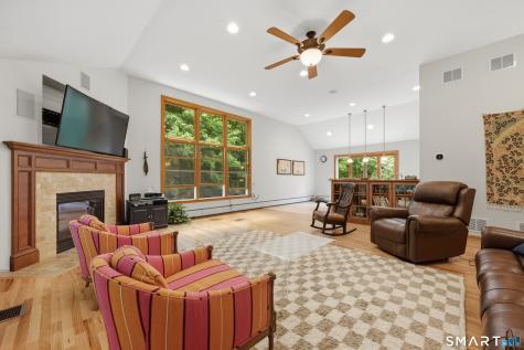 85 Scenic Court Cheshire CT 06410