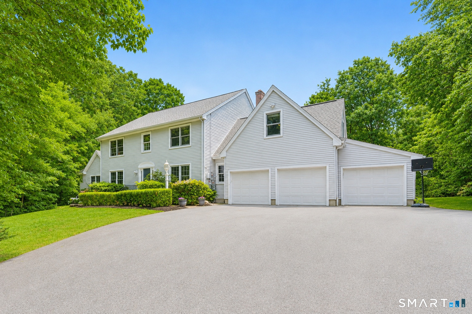 85 Scenic Court Cheshire CT 06410