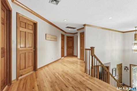 85 Scenic Court Cheshire CT 06410