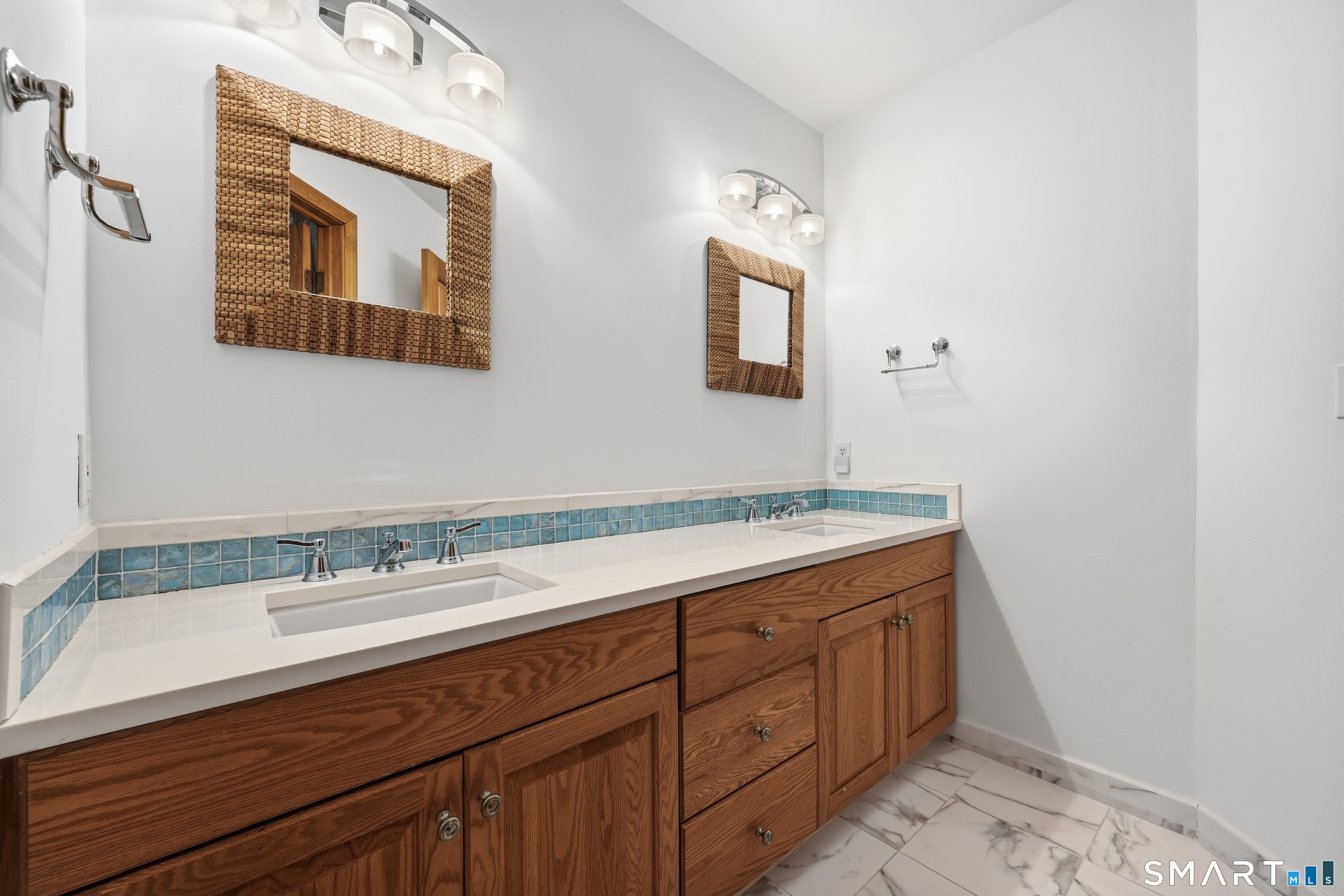 85 Scenic Court Cheshire CT 06410