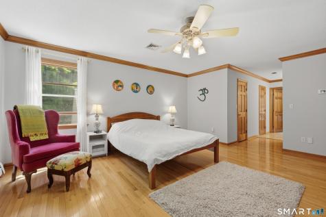 85 Scenic Court Cheshire CT 06410