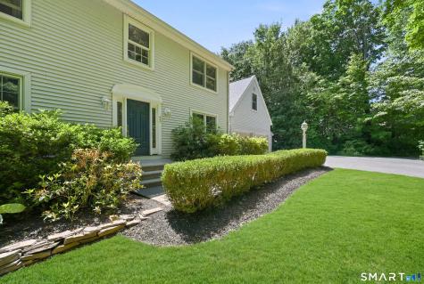 85 Scenic Court Cheshire CT 06410