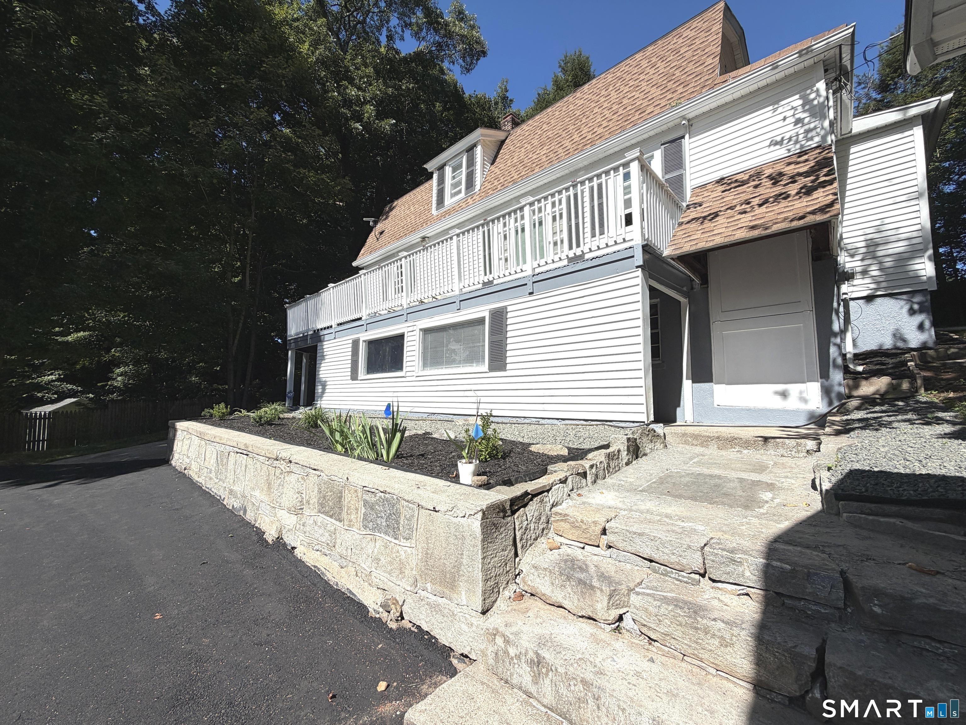 33 Chestnut Grove Road Watertown CT 06795