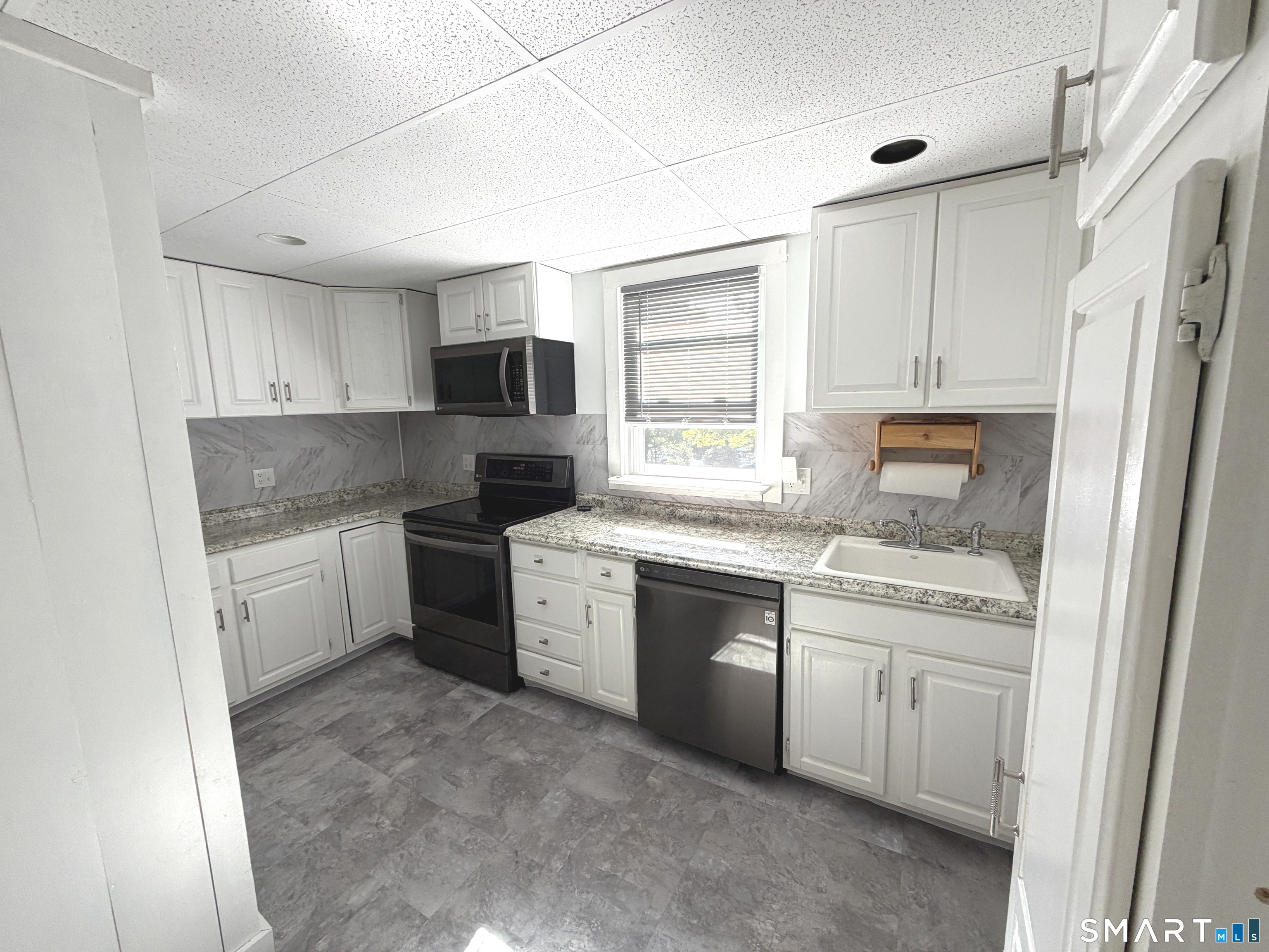 33 Chestnut Grove Road Watertown CT 06795