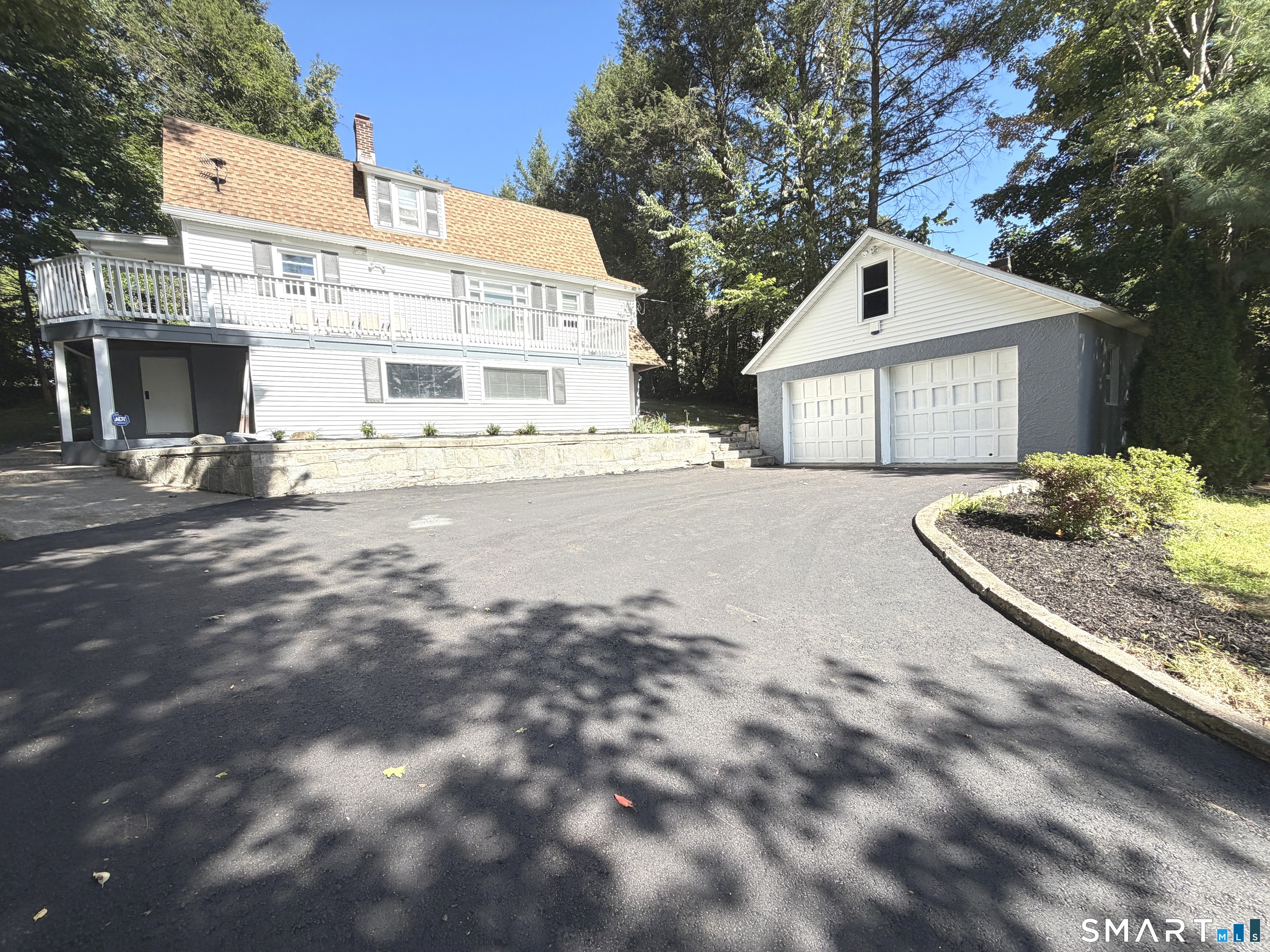 33 Chestnut Grove Road Watertown CT 06795