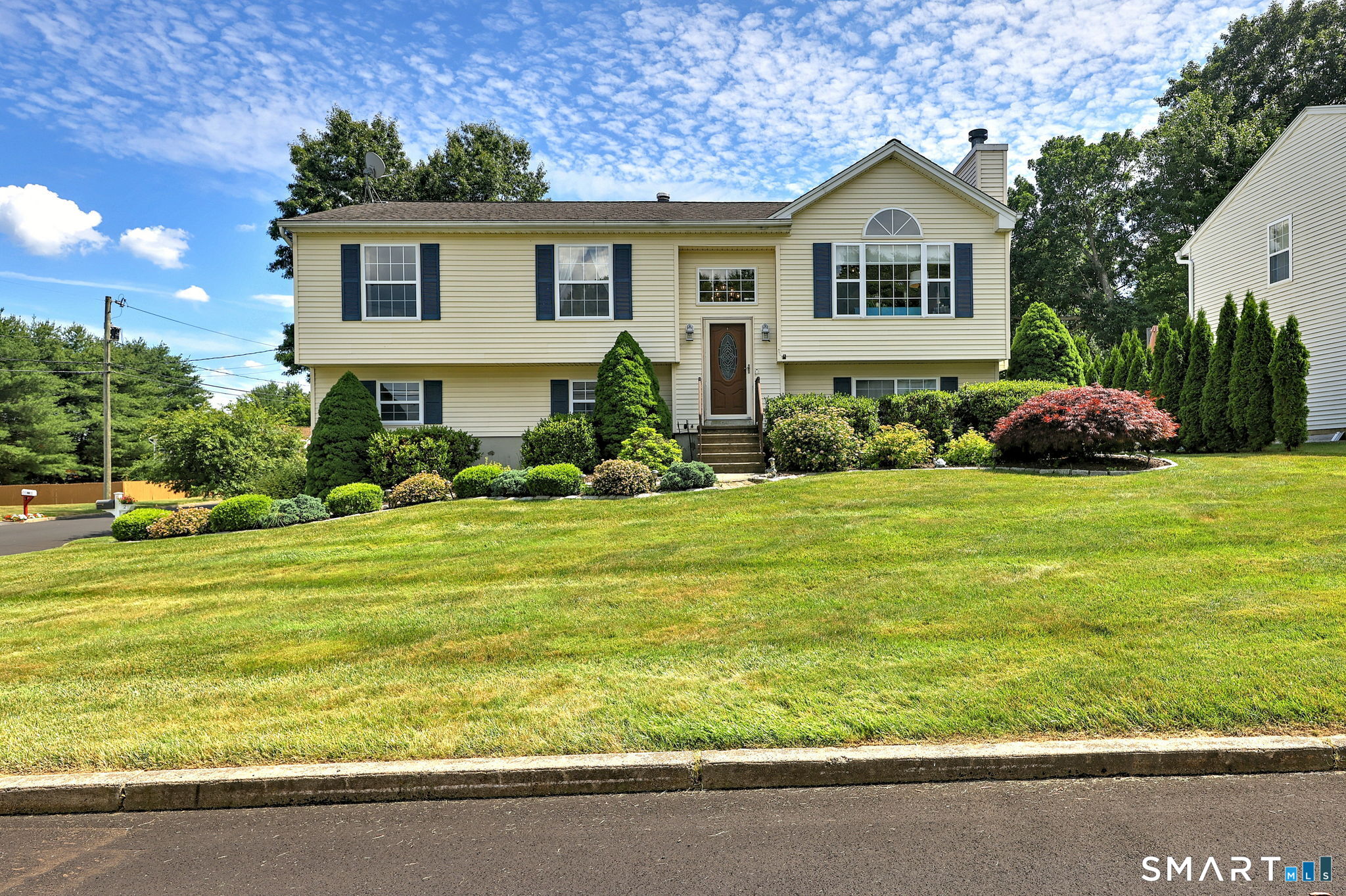 2 Michelle Lane Naugatuck CT 06770