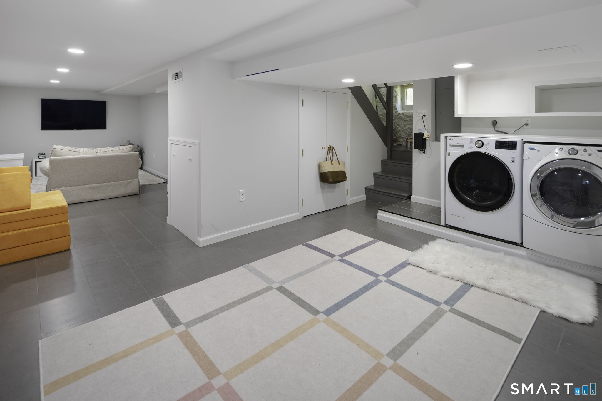 42 Hoyt Street New Canaan CT 06840