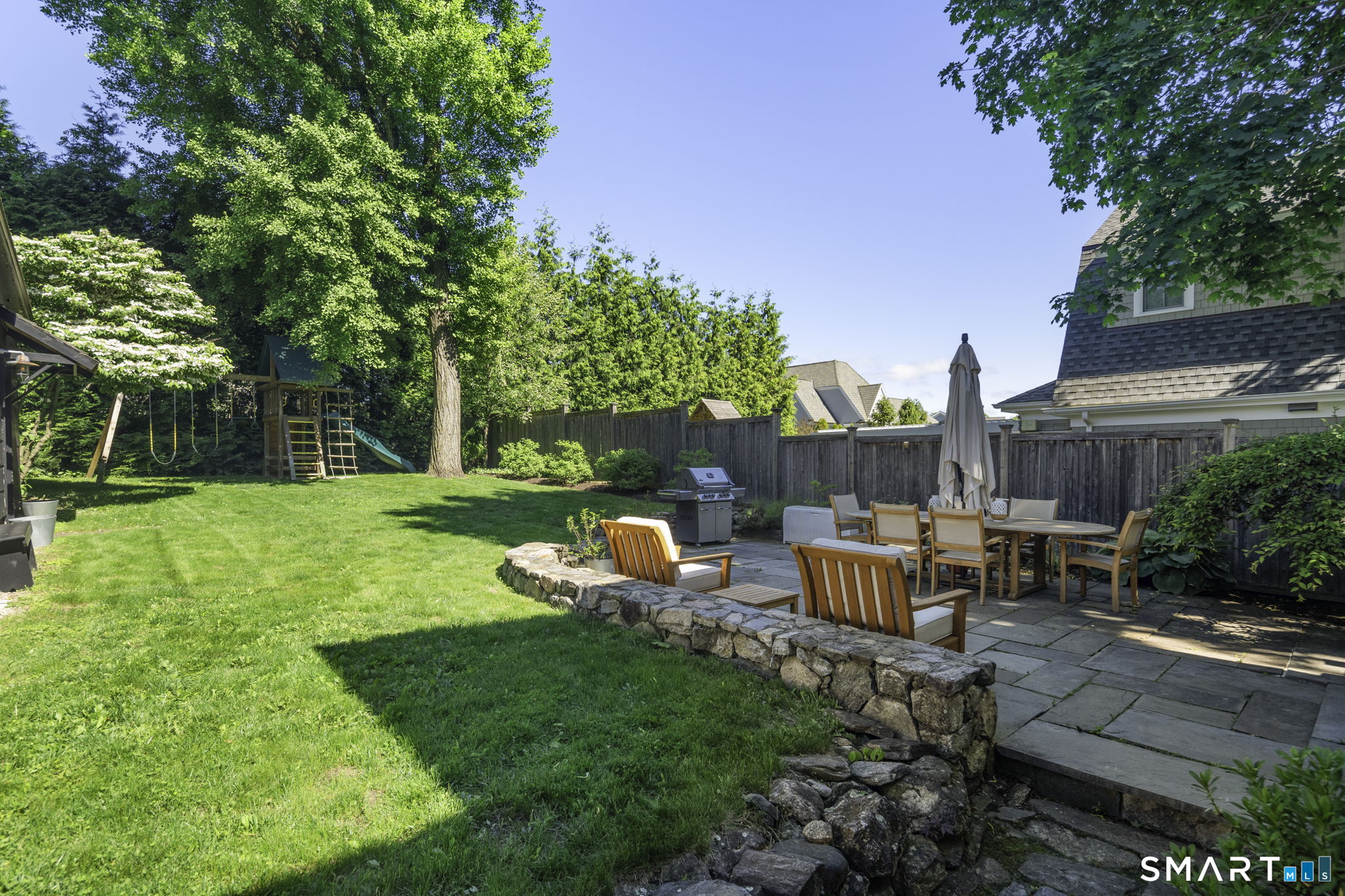 42 Hoyt Street New Canaan CT 06840