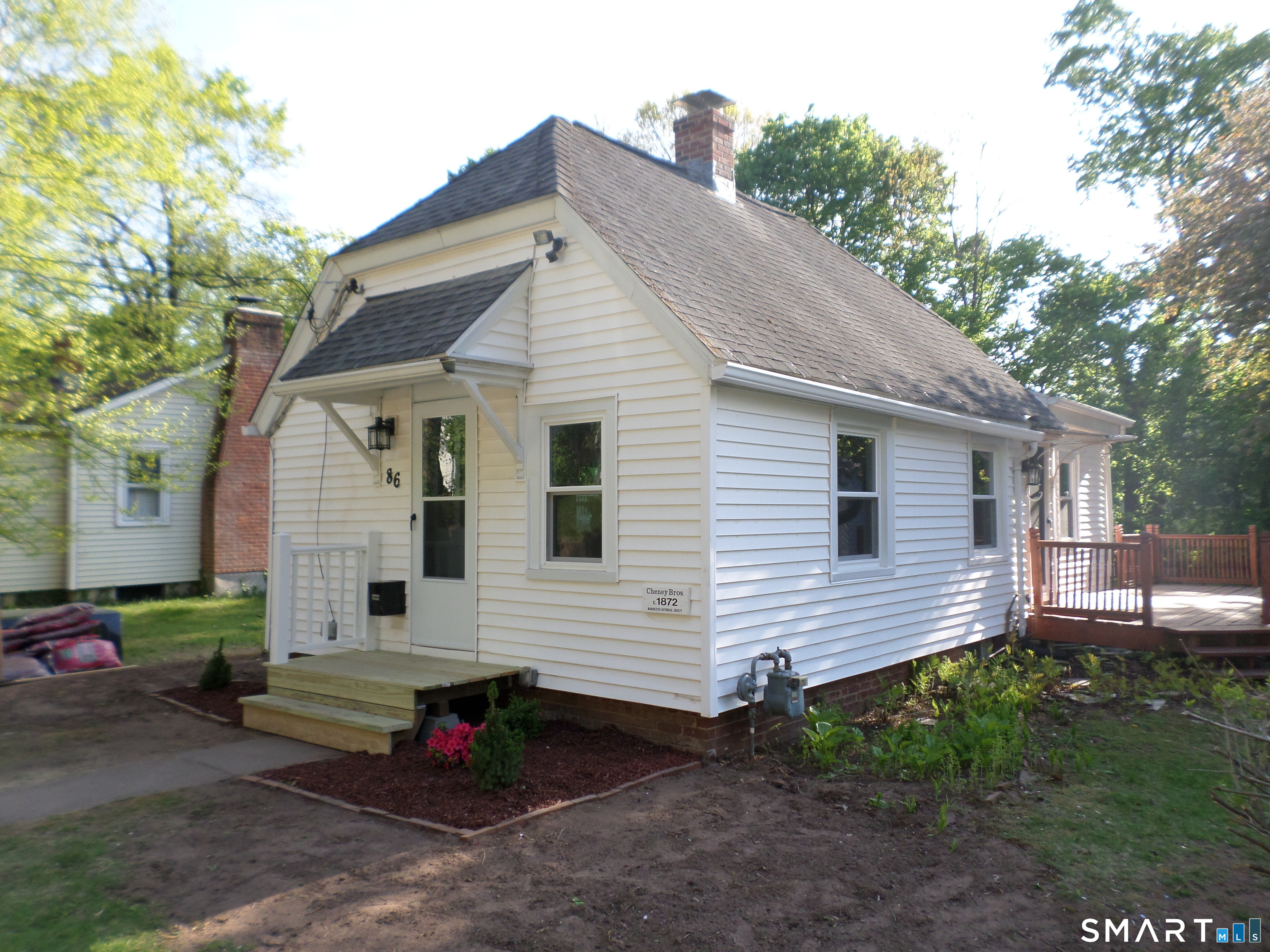 86 West Street Manchester CT 06040
