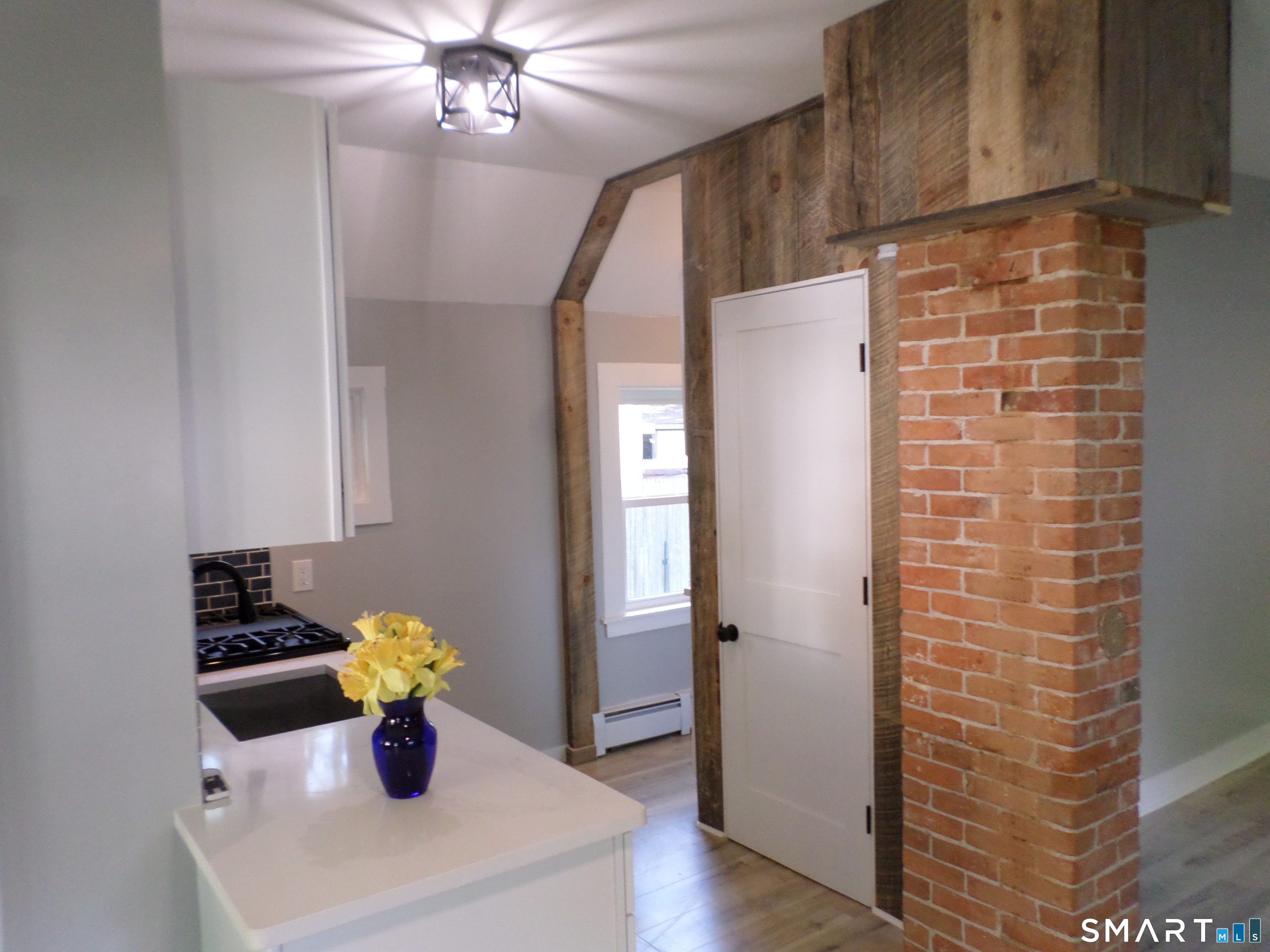 86 West Street Manchester CT 06040