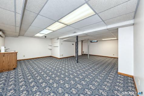 9 Pez Court North Haven CT 06473