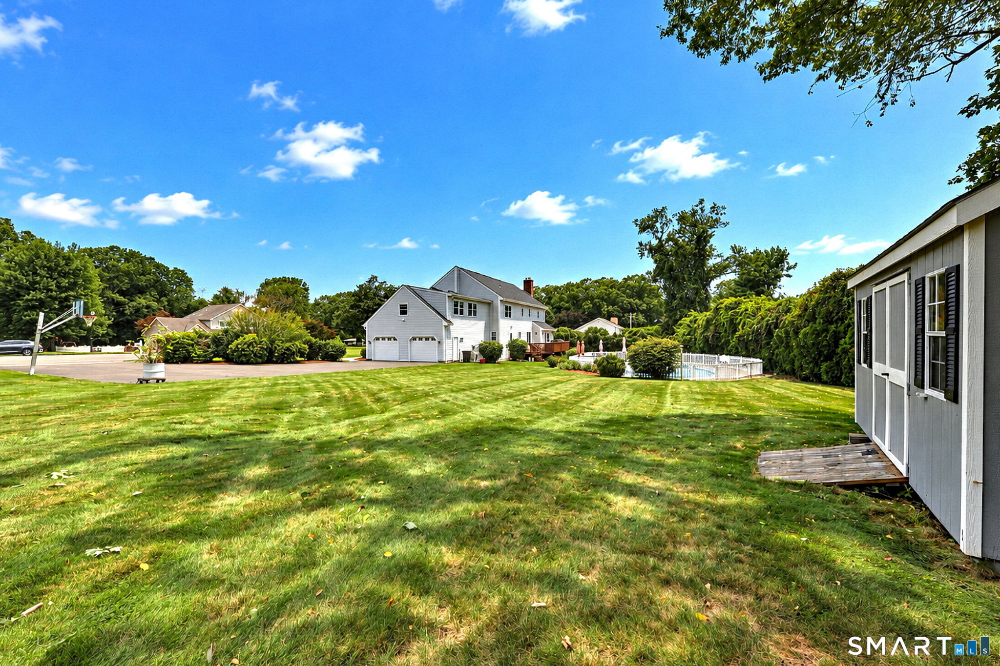 9 Pez Court North Haven CT 06473