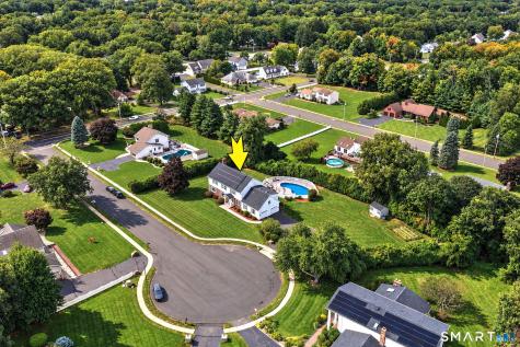 9 Pez Court North Haven CT 06473
