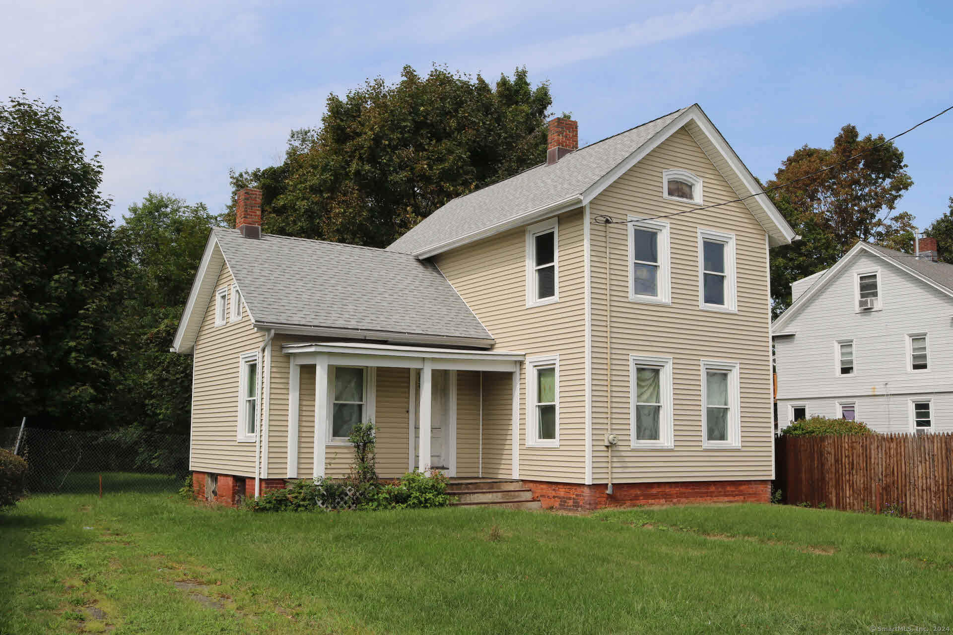 186 Circular Avenue Hamden CT 06514