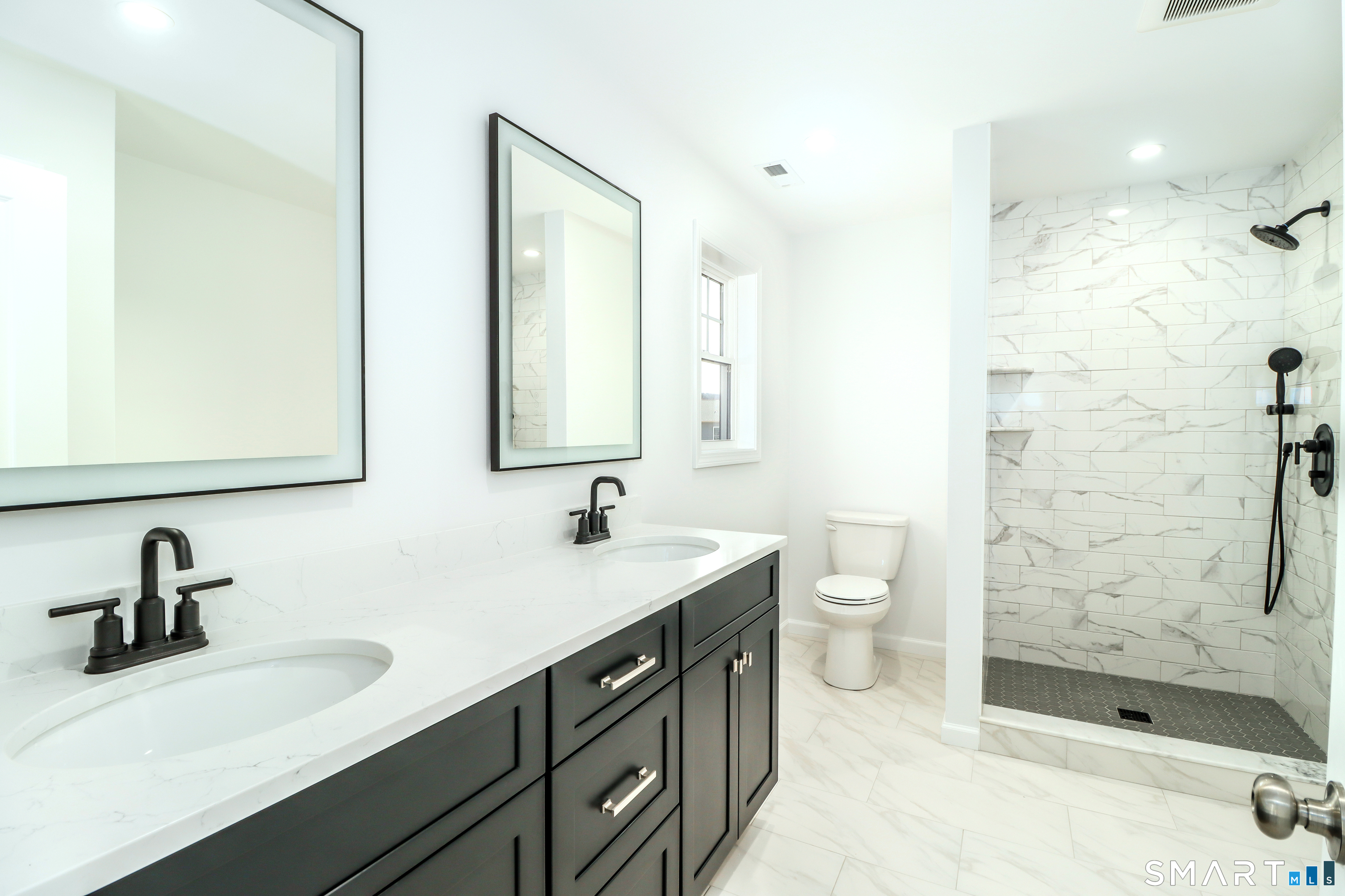 4 Stefania's Way North Branford CT 06472