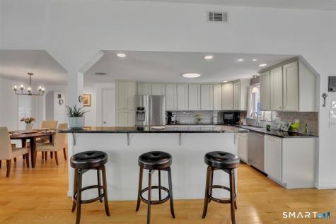 6 Beechwood Circle Cromwell CT 06416