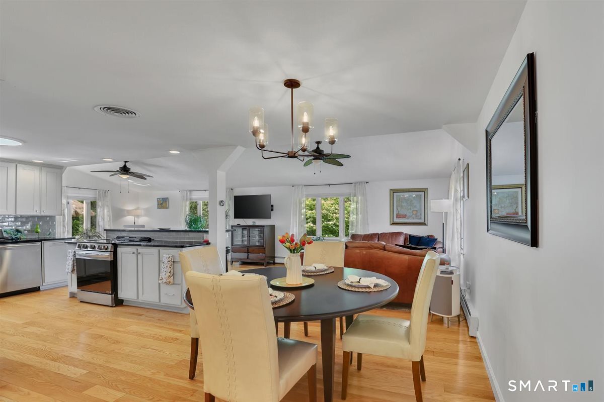 6 Beechwood Circle Cromwell CT 06416