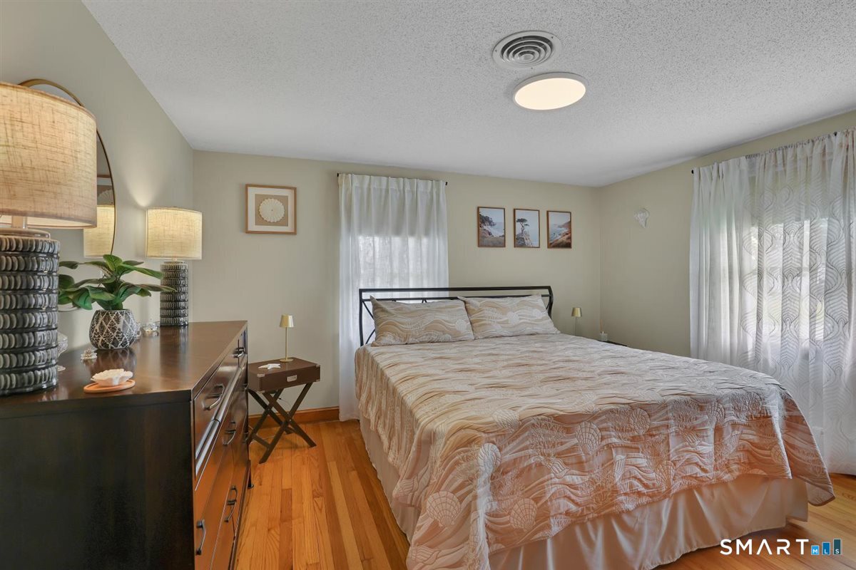 6 Beechwood Circle Cromwell CT 06416