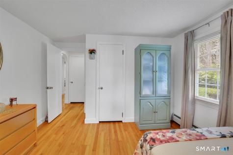 6 Beechwood Circle Cromwell CT 06416