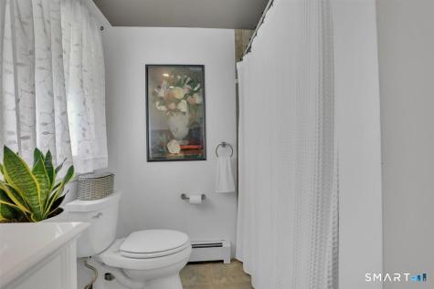 6 Beechwood Circle Cromwell CT 06416