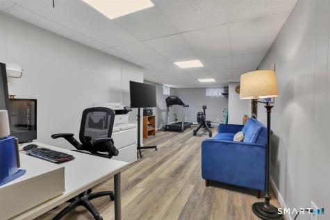 6 Beechwood Circle Cromwell CT 06416