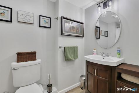 6 Beechwood Circle Cromwell CT 06416