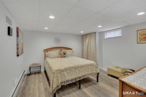 6 Beechwood Circle Cromwell CT 06416
