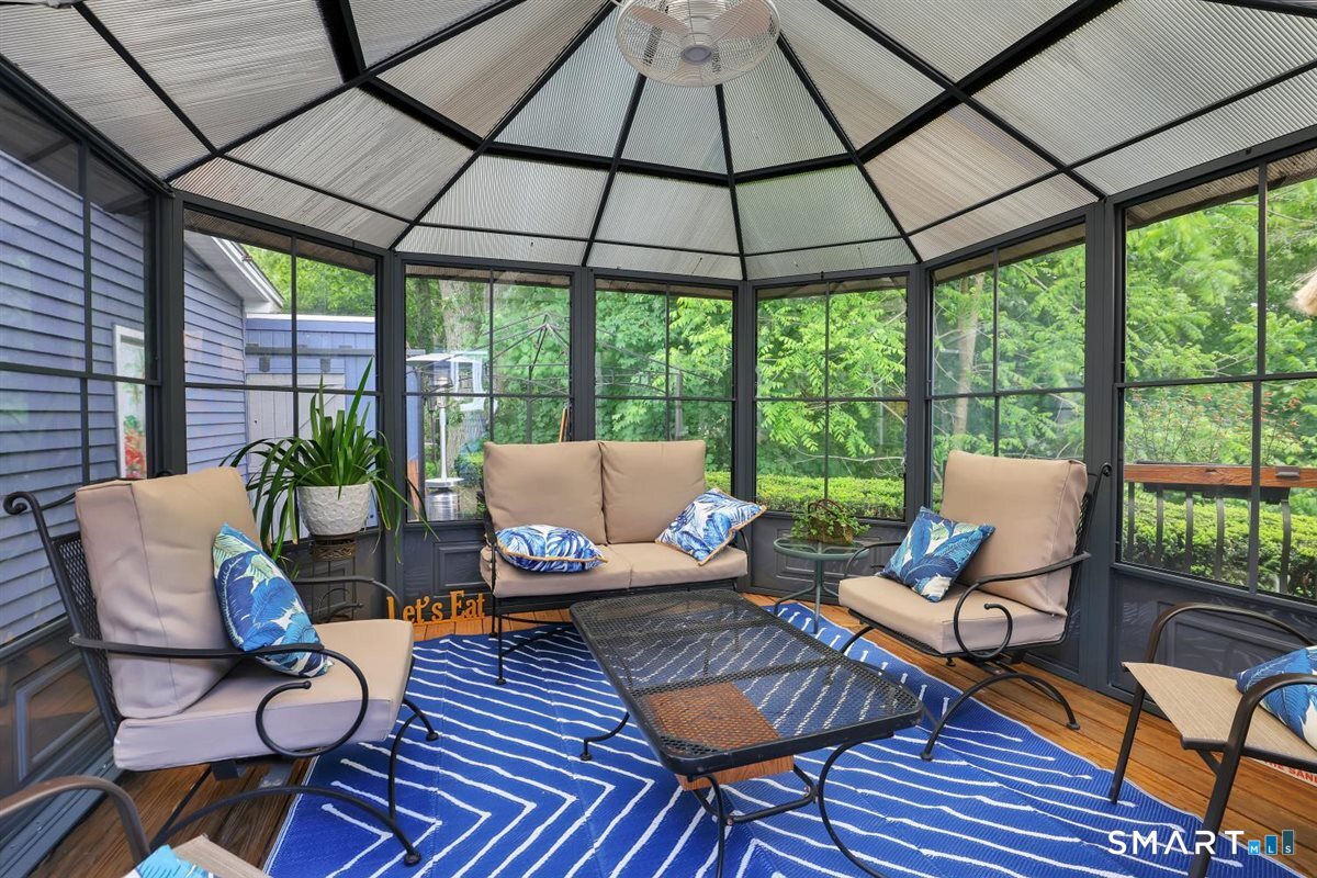 6 Beechwood Circle Cromwell CT 06416