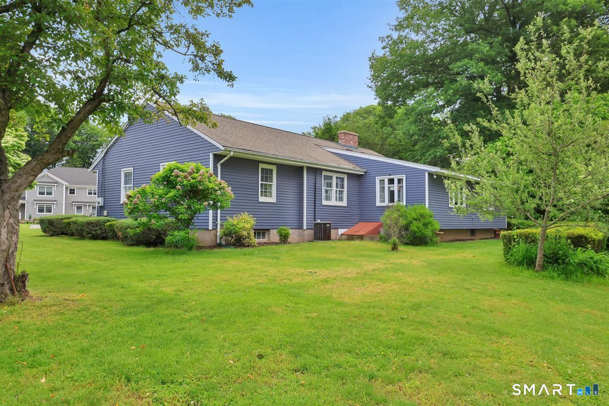 6 Beechwood Circle Cromwell CT 06416