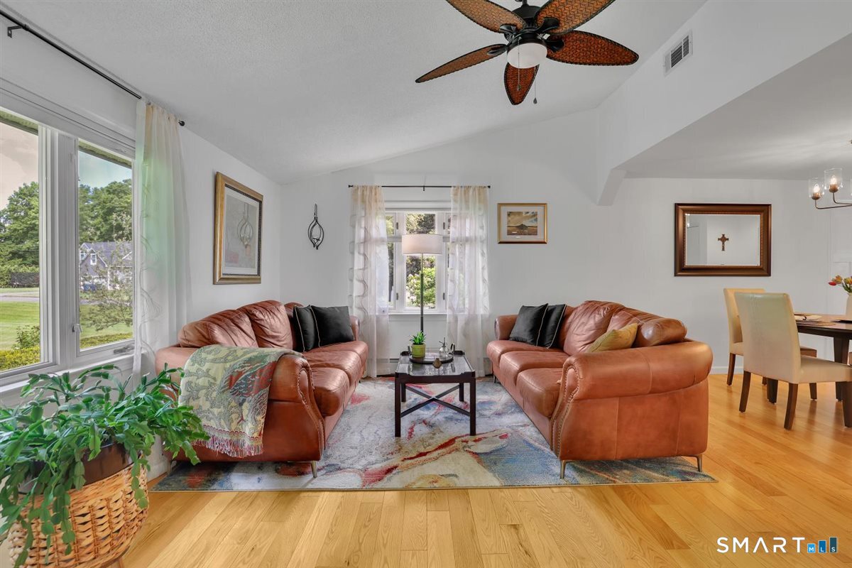 6 Beechwood Circle Cromwell CT 06416