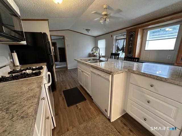 270 Boston Post Road Waterford CT 06385