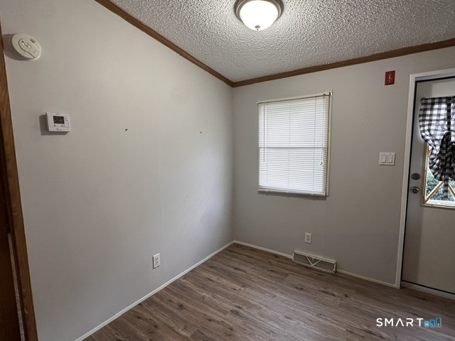 270 Boston Post Road Waterford CT 06385