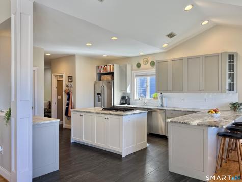 100 Robin Drive Canton CT 06019