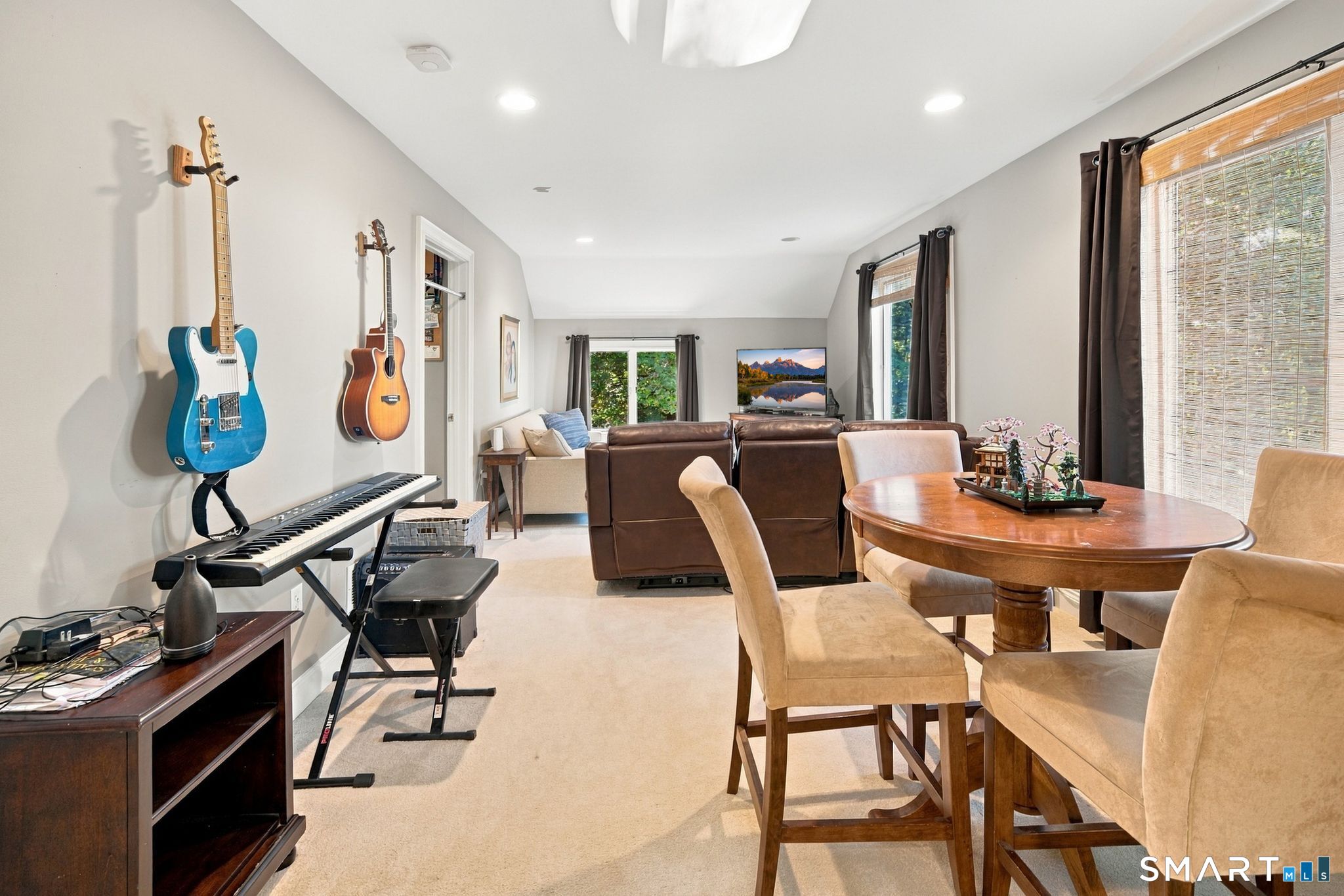 100 Robin Drive Canton CT 06019