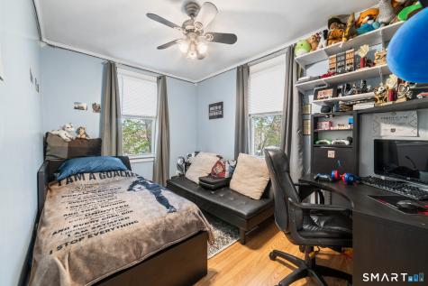 15 Nixon Avenue Naugatuck CT 06770