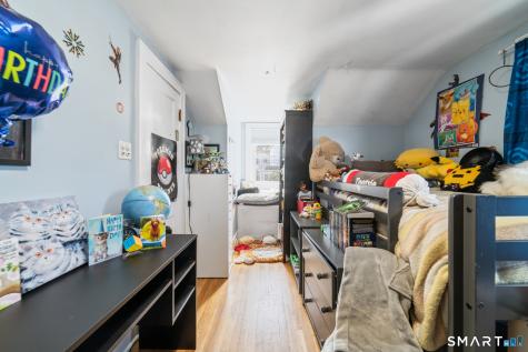 15 Nixon Avenue Naugatuck CT 06770