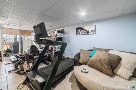 15 Nixon Avenue Naugatuck CT 06770