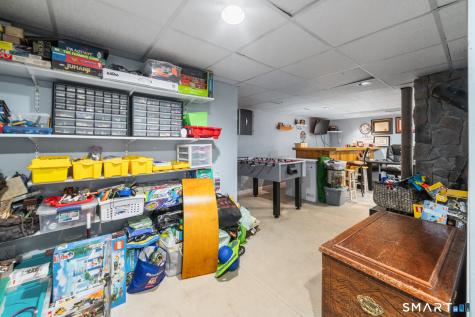 15 Nixon Avenue Naugatuck CT 06770