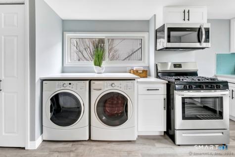 27 Elaine Road Milford CT 06460
