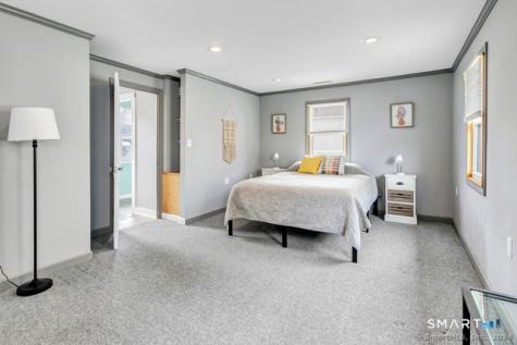 27 Elaine Road Milford CT 06460