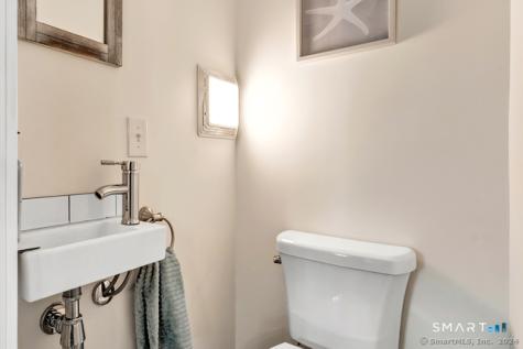 27 Elaine Road Milford CT 06460