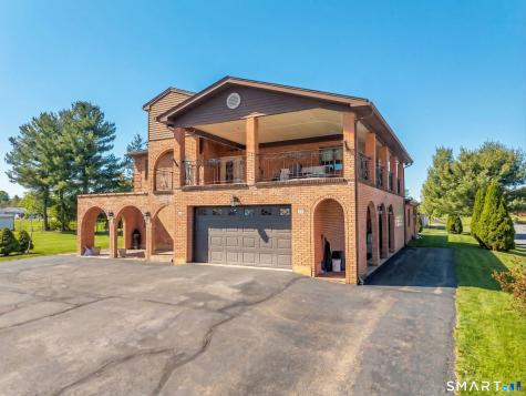 23 Crest Drive Cromwell CT 06416