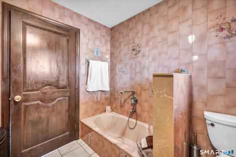 23 Crest Drive Cromwell CT 06416