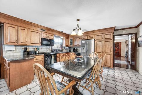 23 Crest Drive Cromwell CT 06416